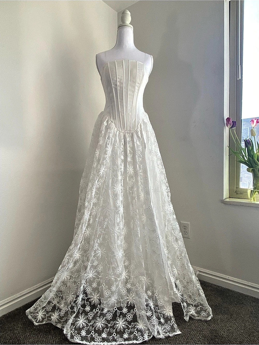 Strapless Floral Wedding Gown in White Like New